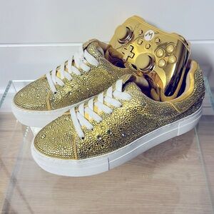 Meet your Posher, GingerZ